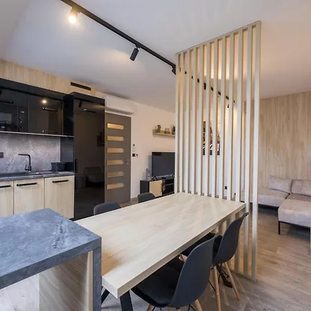 Na Lanech Apartment *